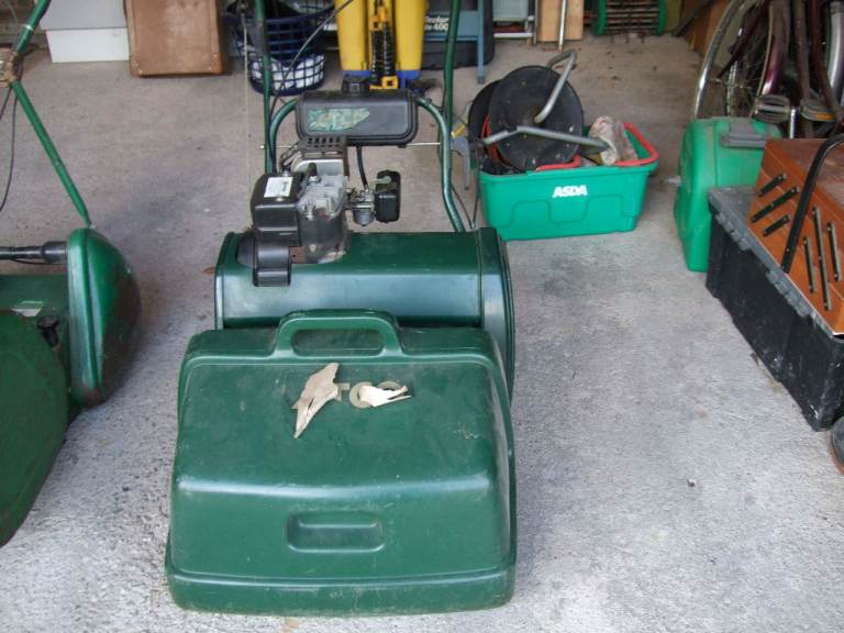 REDUCED SPECIAL OFFER Ransomes Marquis 20 inch cut + Atco 17 inch cut 