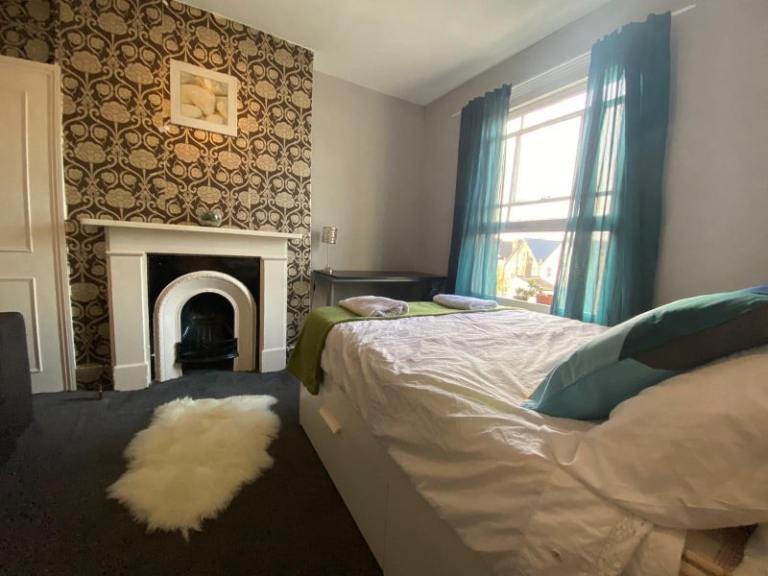🌿Spacious Master Room for Rent Near Finsbury – N4📍
