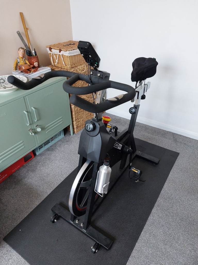 Spin Bike JLL IC300 Pro