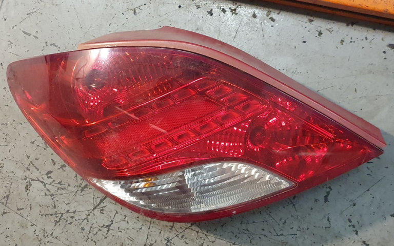 Peugeot 207 Left Side Rear Light 2009