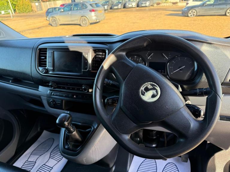 2019 Vauxhall Vivaro 1.5 Turbo D 2700 Dynamic L1 H1 Euro 6 (s/s) 6dr PANEL VAN Diesel Manual