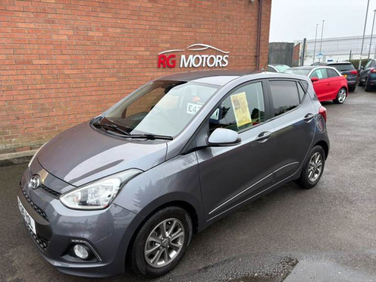  Hyundai i10 1.2 Premium 5dr Petrol