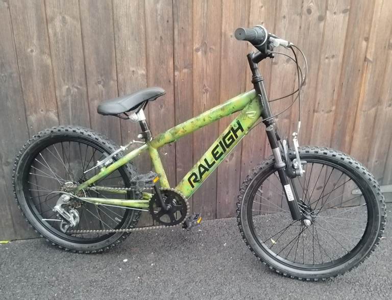A fully reconditioned kids Raleigh mountain bike 20" wheels 