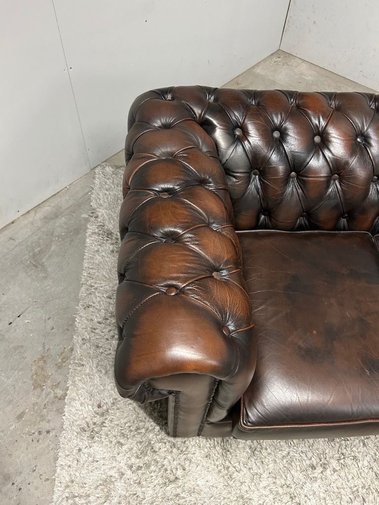 PAIR OF CHESTERFIELD 3 SEATER CLUB SOFAS DELIVERY AVAILABLE 