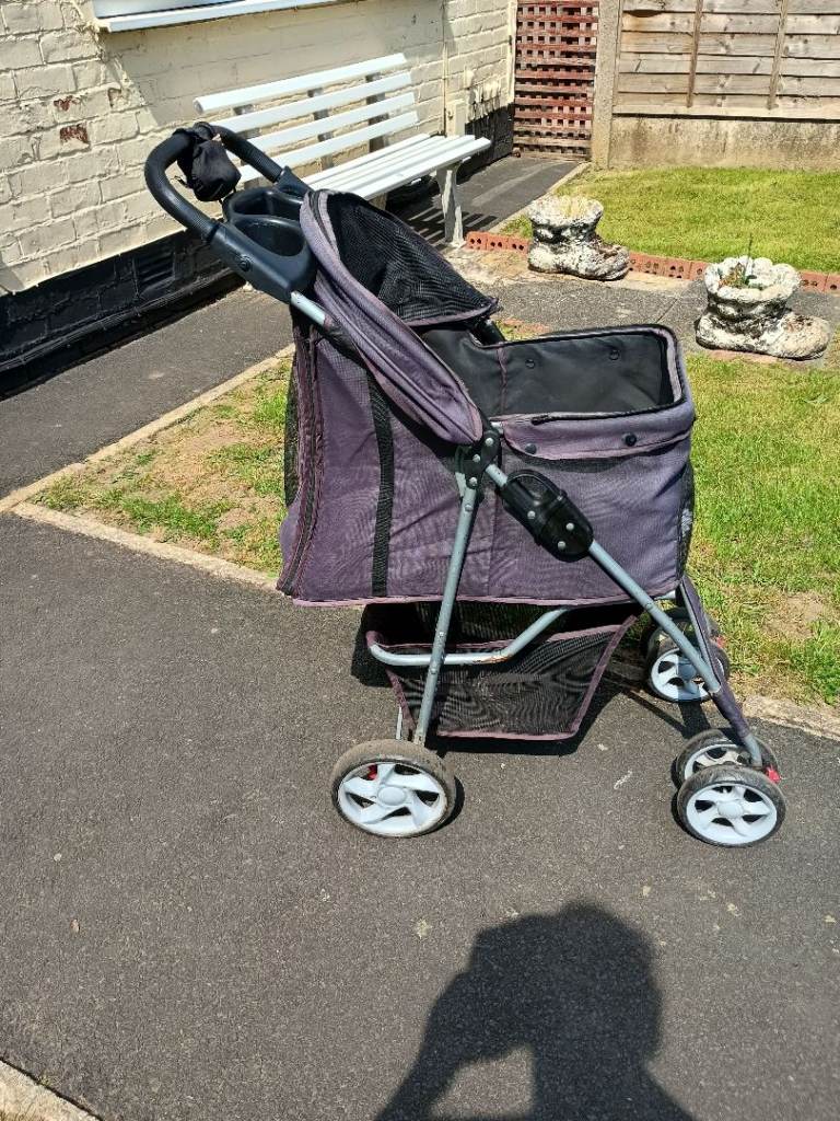 Dog buggy / pram  £10 proceeds to dog charity 