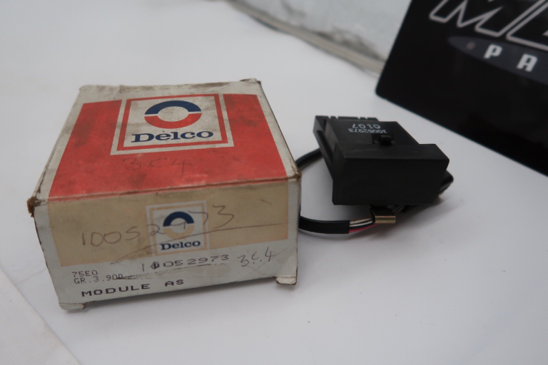 NOS GM 10052973 module, fuel pump cycle cont, for Chevrolet GMC Trucks 1987-1996