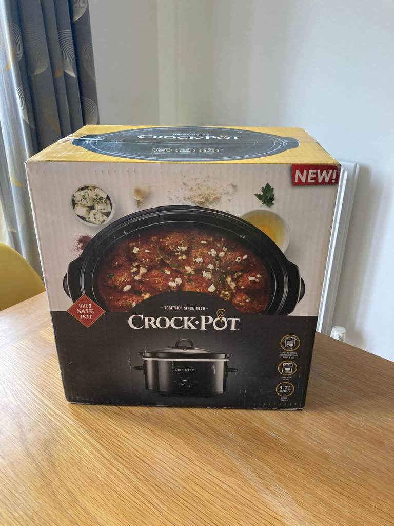 ** New Condition - Never Opened / Unused ** CrockPot 3.7 litre Slow Cooker (3-4 people)