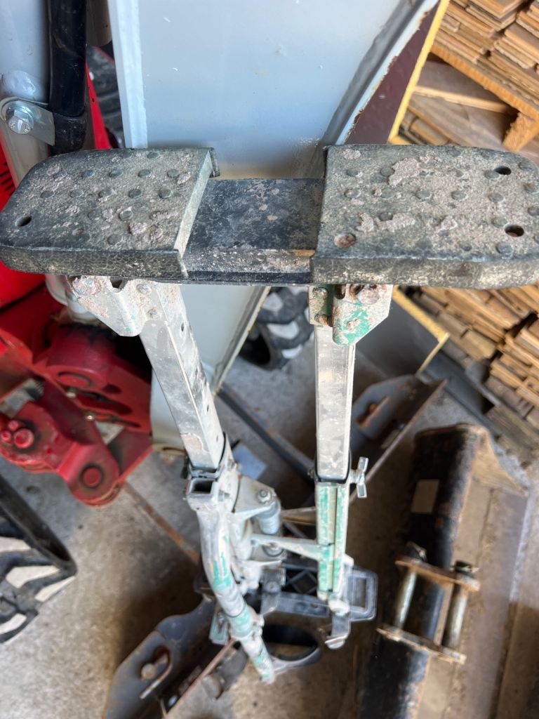 Plasterers / boarders stilts