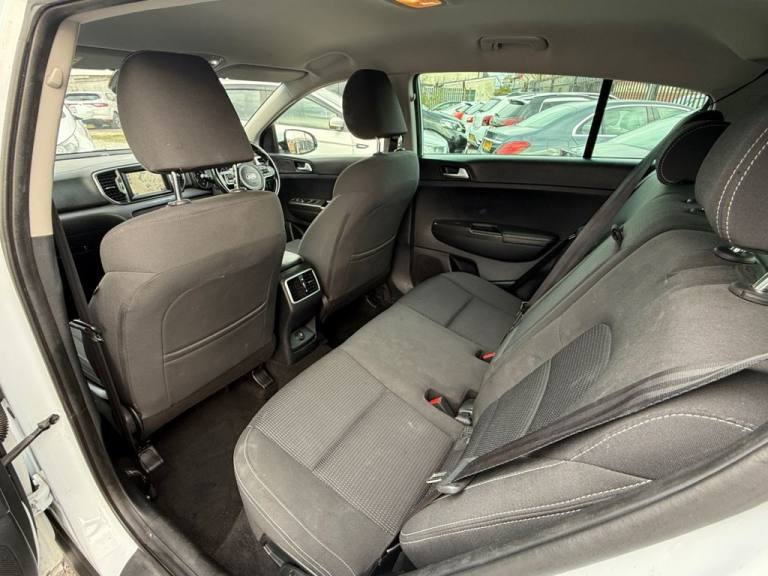 2016 Kia Sportage 1.7 CRDi 2 SUV 5dr Diesel Manual Euro 6 (s/s) (114 bhp) ESTATE Diesel Manual