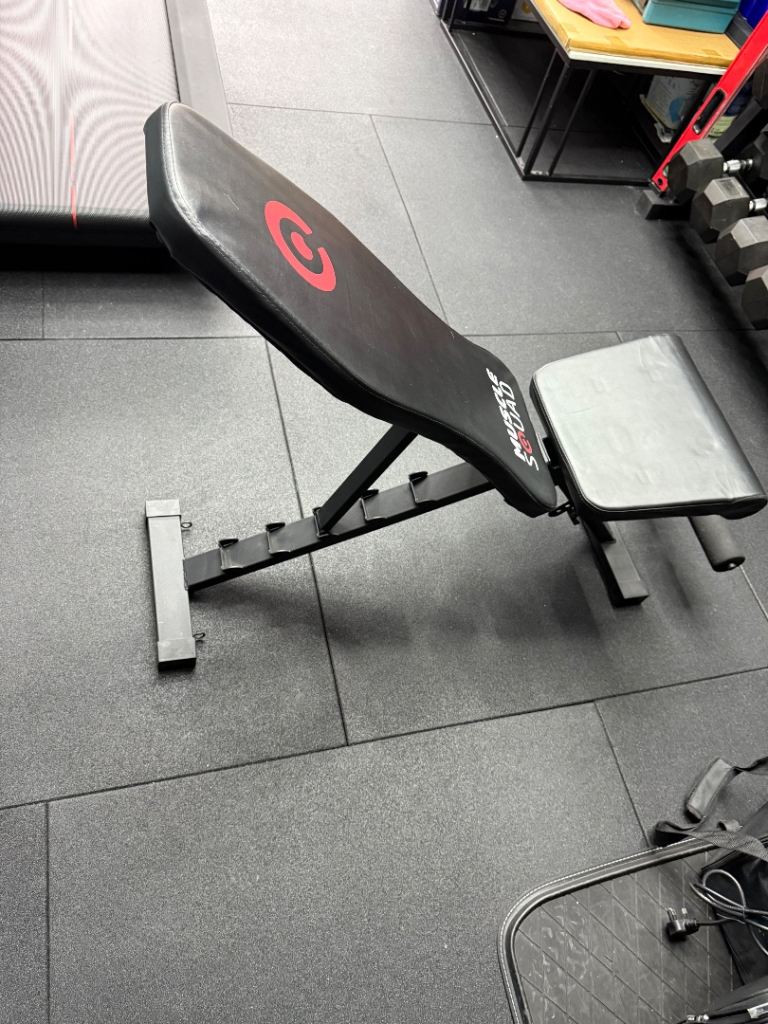 Muscle Squad Adjustable bench