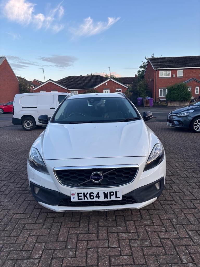 Volvo, V40, Hatchback, 2014, Semi-Auto, 1560 (cc), 5 doors