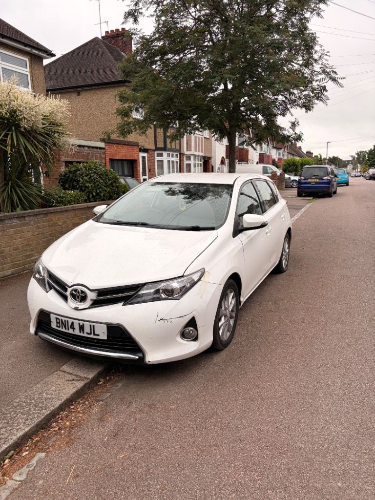 Toyota, AURIS, Hatchback, 2014, Manual, 1364 (cc), 5 doors