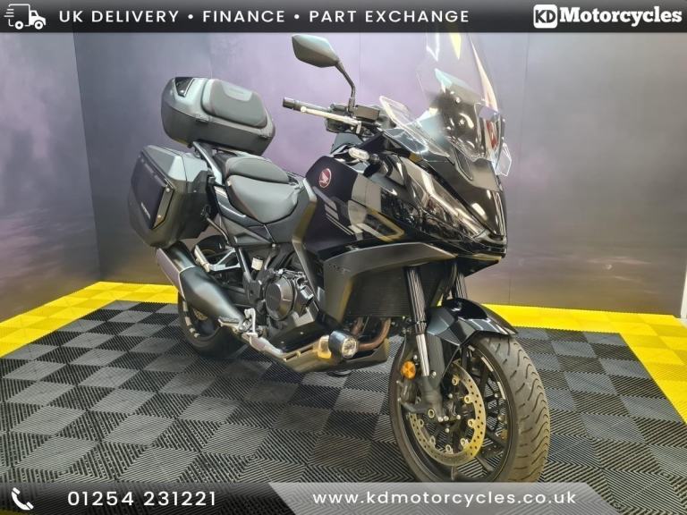 Honda NT 1100 Black 2022 Low Miles Voyager Pack