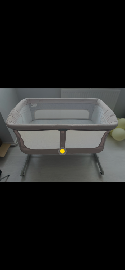 Chicco next to me dream crib £55 ono