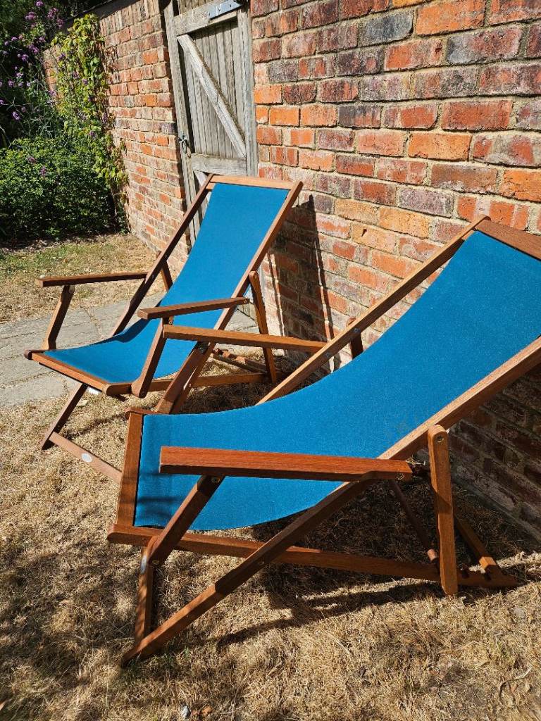 Pair of Charles Bentley Wooden Deck Chairs with Blue Fabric – Good Condition