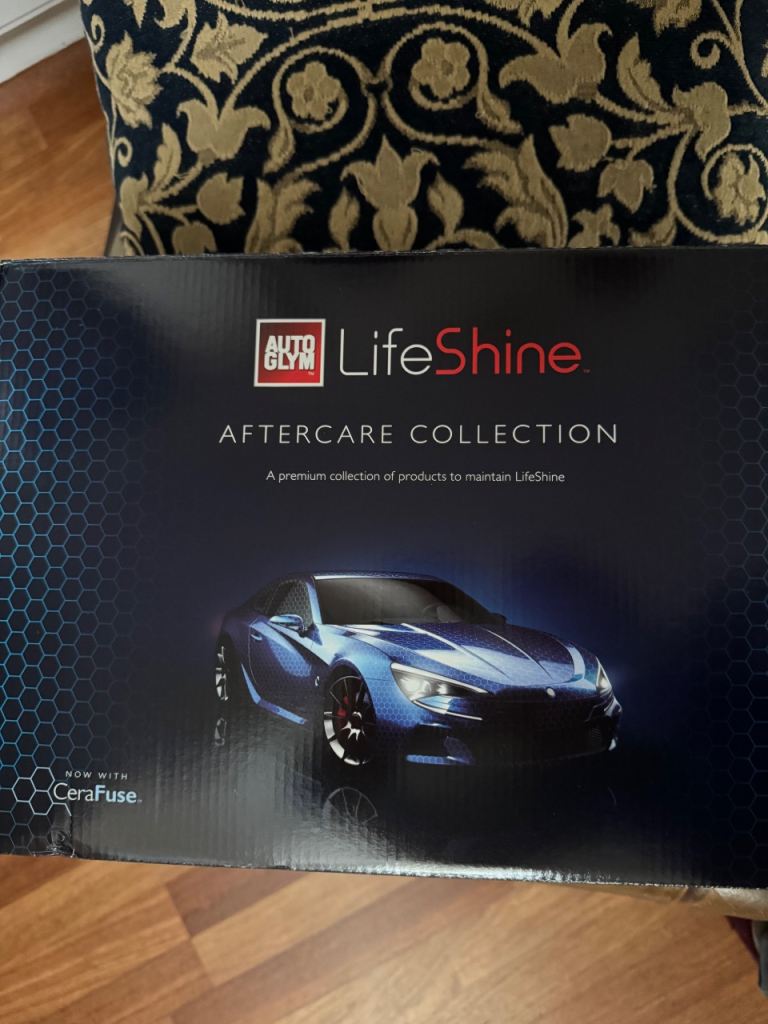 Car valeting products gift box (unopened)
