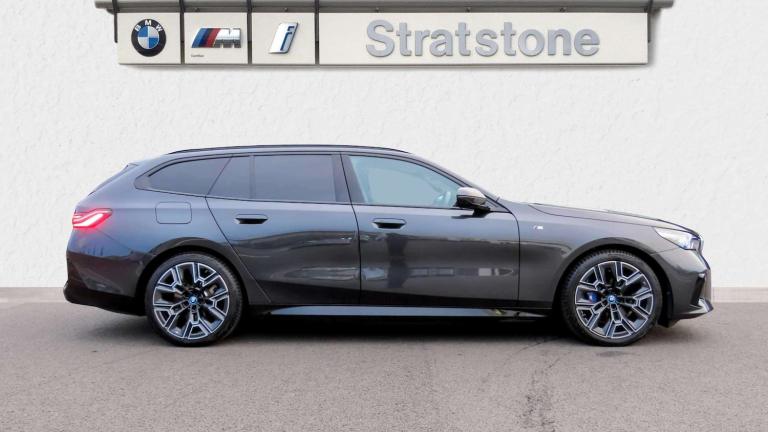 2025 BMW i5 250kW eDrive40 M Sport 84kWh 5dr Auto Estate Electric Automatic