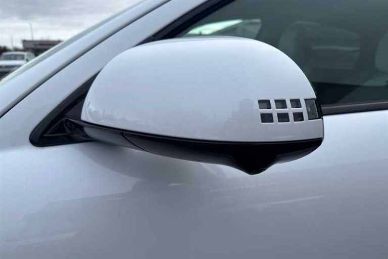 2025 Hyundai IONIQ 6 168kW Ultimate 77kWh 4dr Auto SALOON ELECTRIC Automatic