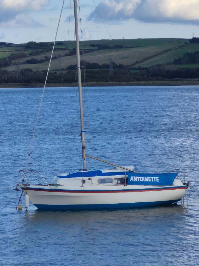 Westerly Pagent 23ft Bilge Keel Yacht - Good Condition