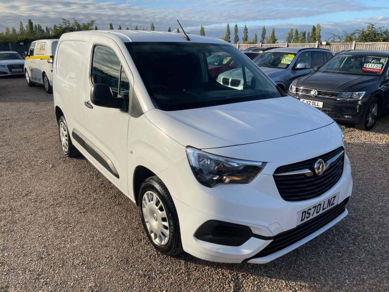 2020 Vauxhall Combo 1.6 Turbo D 2300 Sportive L1 H1 Euro 6 (s/s) 4dr PANEL VAN Diesel Manual