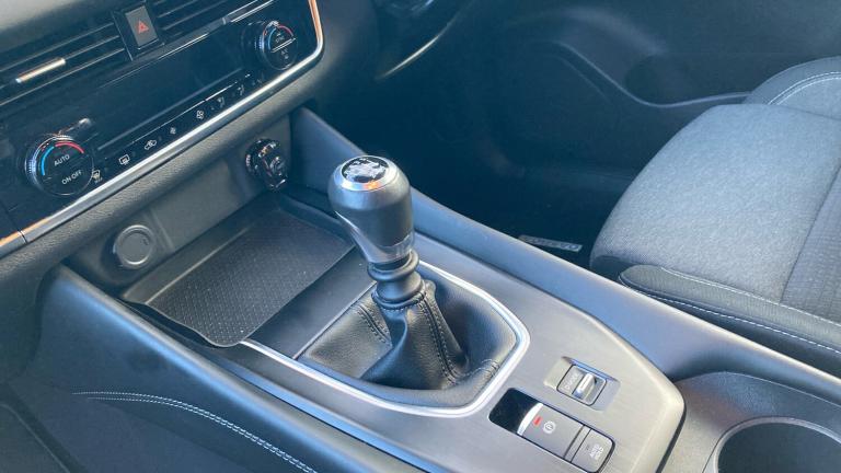 2023 Nissan Qashqai 1.3 DiG-T MH N-Connecta 5dr Petrol Hatchback Hatchback Petrol Manual