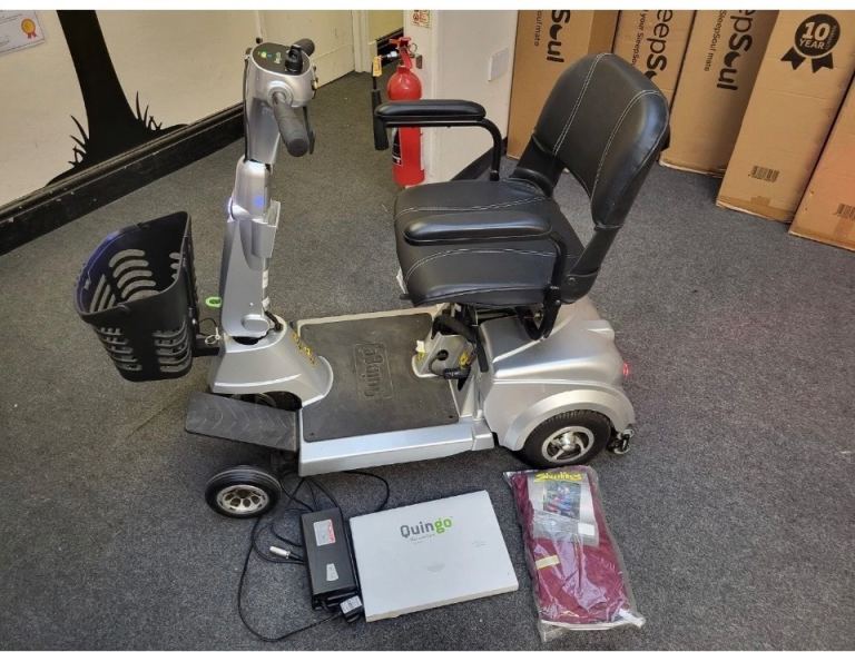Quingo 5 wheel  Ultra portable mobility boot scooter £3500 new 