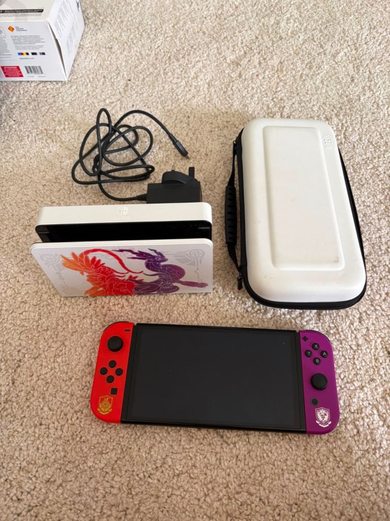 Oled Nintendo Switch (Pokemon edition) 