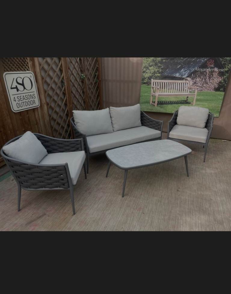 Alexander rose ex display rrp £1249