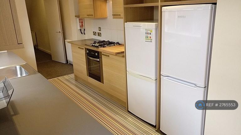 5 bedroom house in Milton Road, Southampton, SO15 (5 bed) (#2765553)