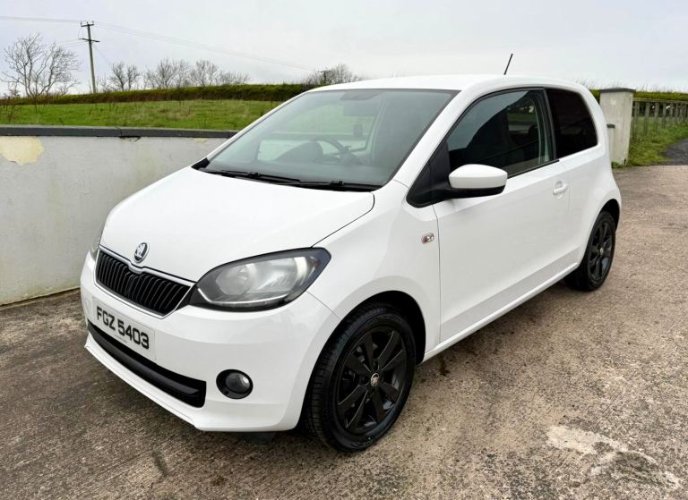 🏁 2017 Skoda Citigo Colour Edition 1.0 MPi 3dr - Full Years MOT & Just £20 Tax  🏁
