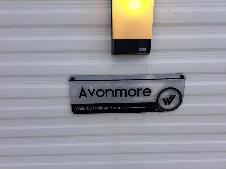 3 bedroom one with ensuite 1 shower bathroom avonmore caravan 
