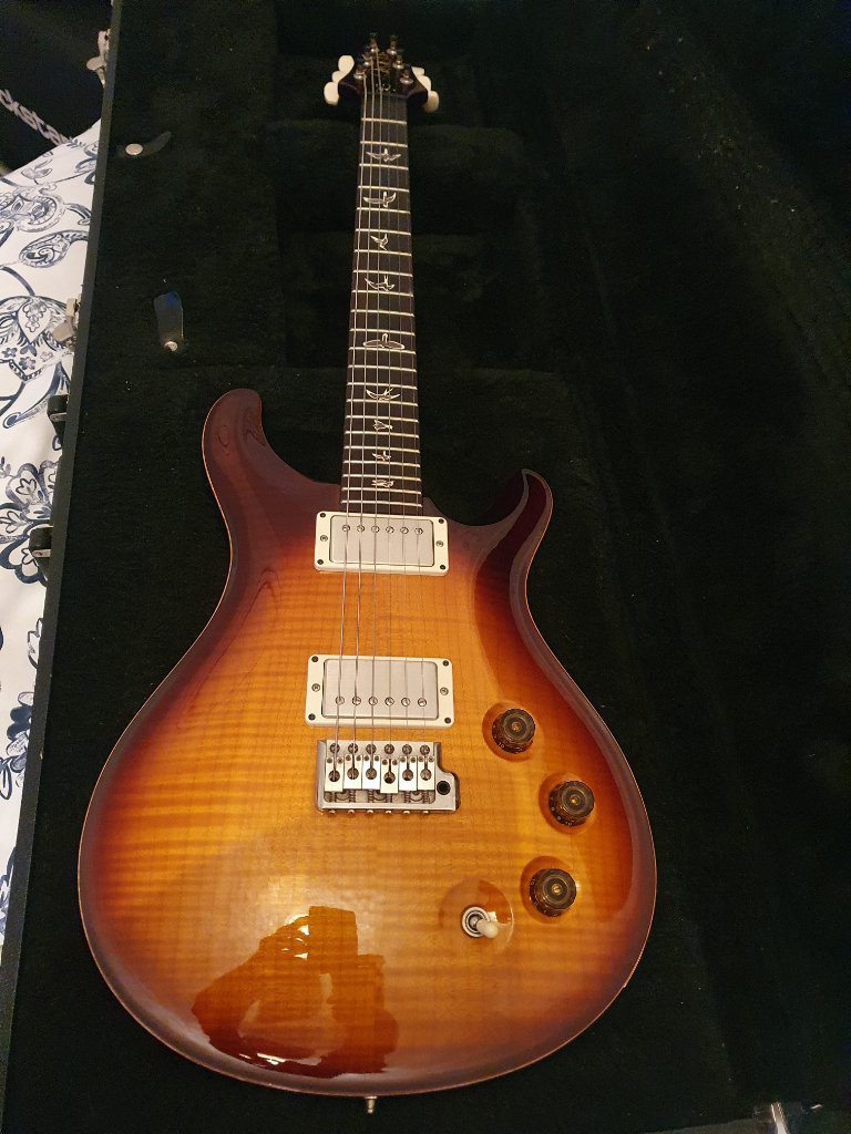 PRS DGT USA  Guitar with Bird Inlays in Tobacco Sunburst
