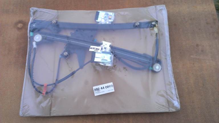 Golf Mk3 LH side front window Regulator