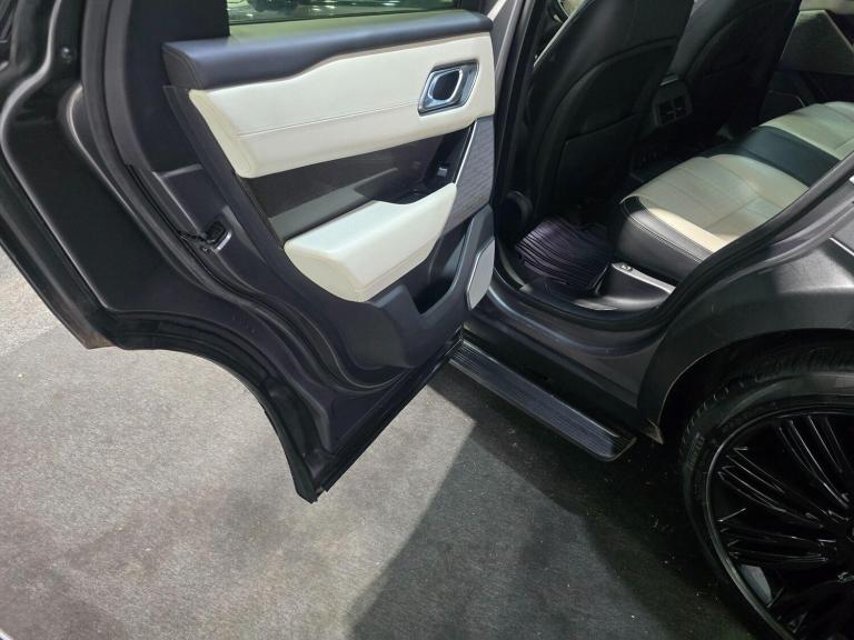 2018 Land Rover Range Rover Velar 3.0 D300 First Edition 5dr Auto ESTATE DIESEL Automatic