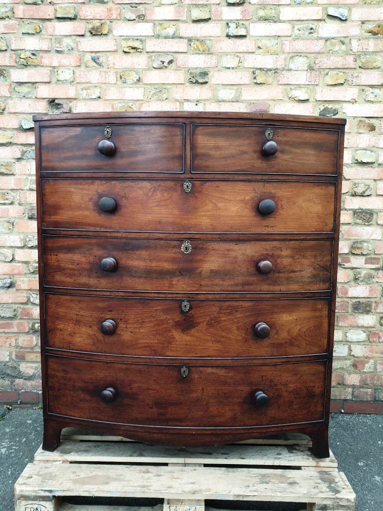 Magnificent Georgian Bow Front Mahogany Chest Of Drawers Commode