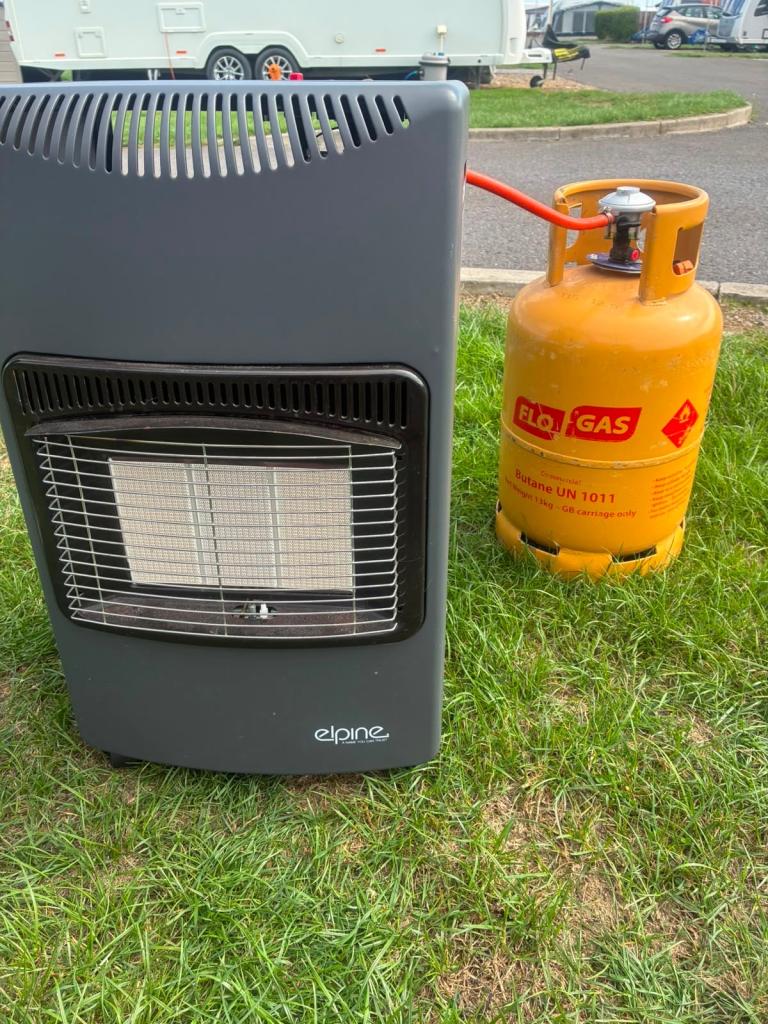 Elpine Gas Heater with Gas Bottle – Good Working Order