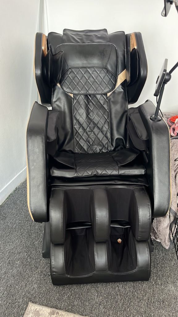 Massage chair 
