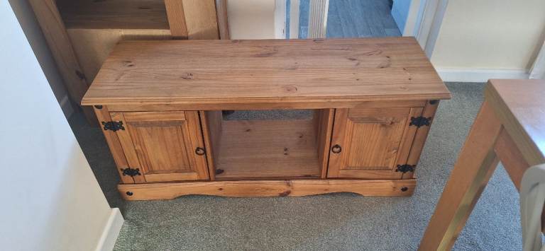 Long TV Unit