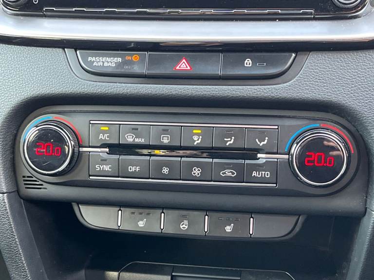  Kia Ceed 1.5 T Gdi Gt Line Hatchback 5dr Petrol Manual Euro 6 s/s 158 Bhp