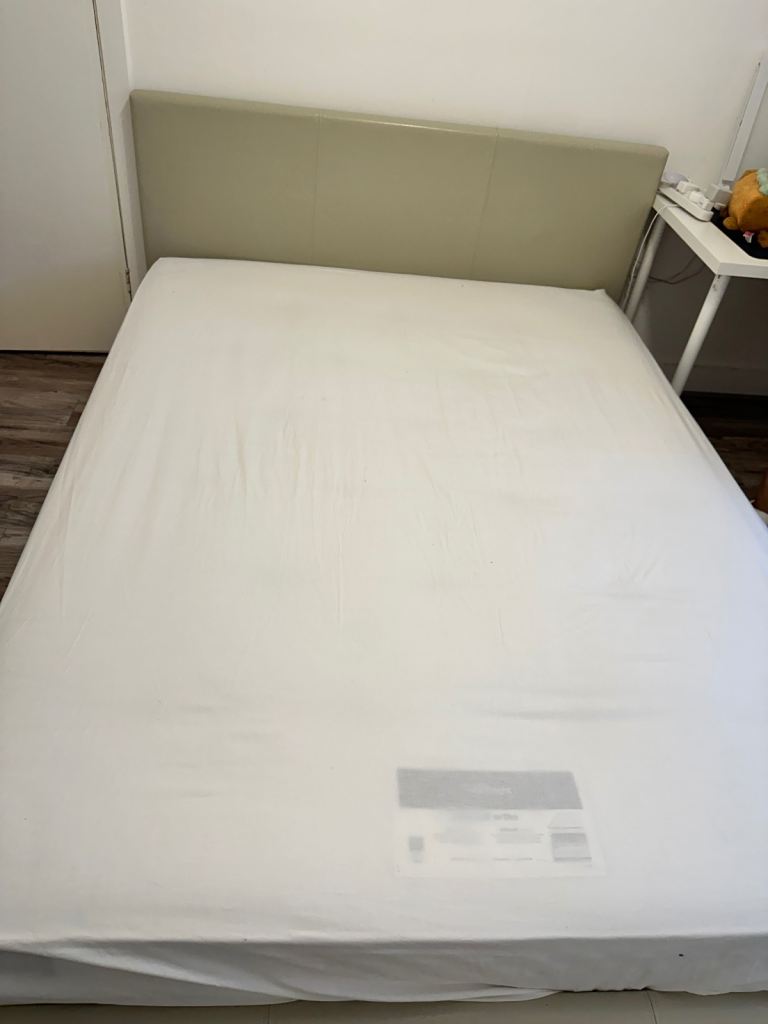 King size ottoman bed with Silentnight mattress 