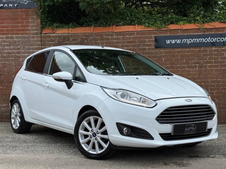 2016 Ford Fiesta 1.0T EcoBoost Titanium Hatchback 5dr Petrol Manual Euro 6 (s/s) (100 ps) Hatchba...