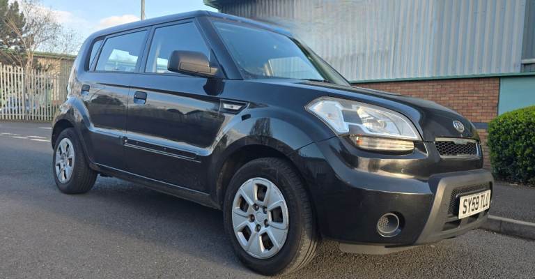 Kia soul 1.6 5dr Ford vauxhall toyota nissan honda hyundai renault peugeot skoda Volkswagen 