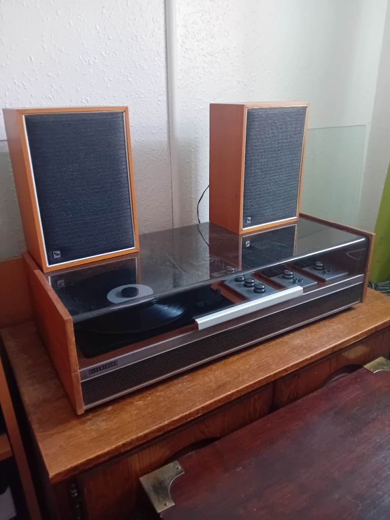 DECCASOUND Record Player Stereo System with Speakers