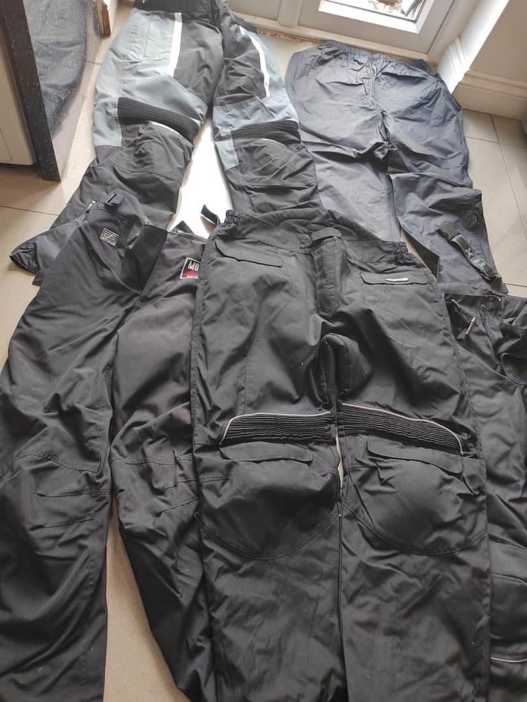 East London Motorcycle Clothing – ALL TYPES – SEE PHOTOS – EAST LONDON - 112