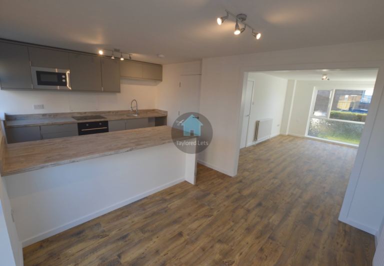 MODERN 3 BEDROOM FAMILY HOME IN WALLSEND AVAILABLE 24/04/26 - £1,075pcm