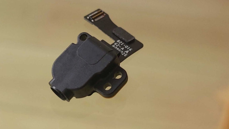 MacBook Pro A1989 Audio Socket 821-01662