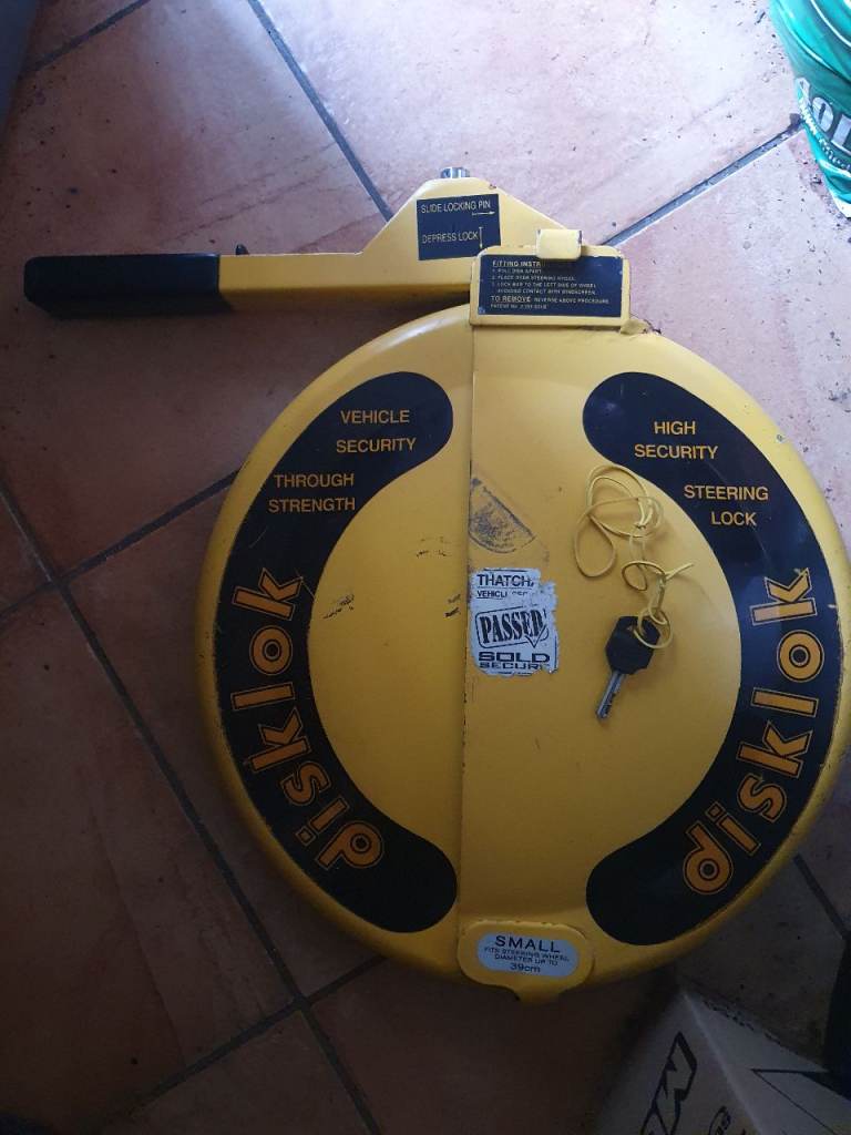 DISKLOK STEERING WHEEL LOCK SMALL SIZE, 1 KEY, YELLOW HIGH VISIBLE DETERRENT 
