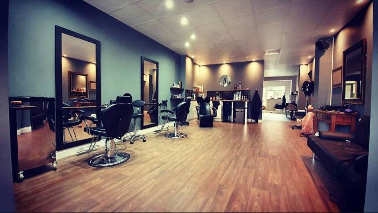 Hairdressing Station 2 units / Mirrors with shelf