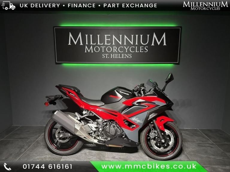KAWASAKI NINJA 500 SE A2 LICENSE COMPLIANT LIGHTWEIGHT SPORTS BIKE