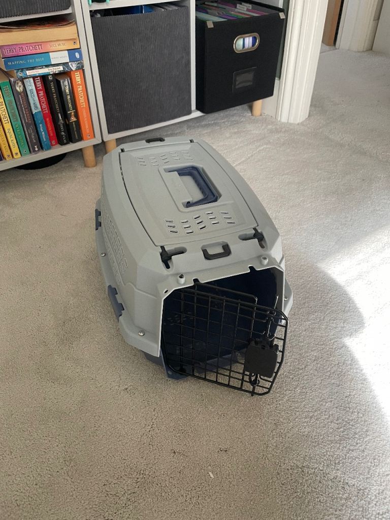 Cat carrier